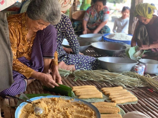 Making Orn Som is a community effort in Cambodia