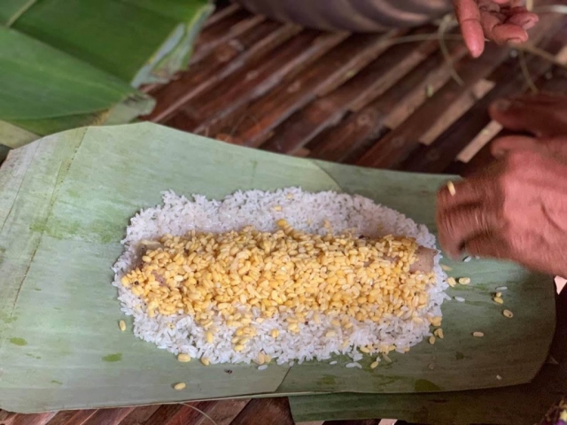 Rolls of mungo beans