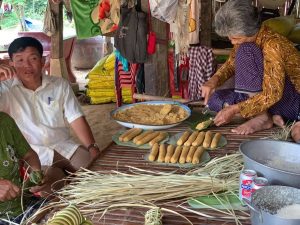 What is the Cambodian cake Orn Som?