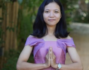 How to eat with locals in Cambodia