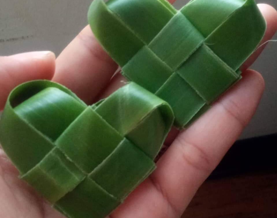 Learn how to make a palm leaf heart